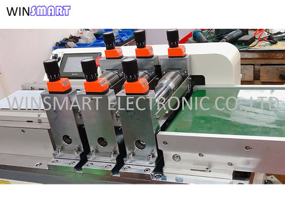 Handboek die de Multimachine 220VAC voeden van Bladpcb Depanelizer